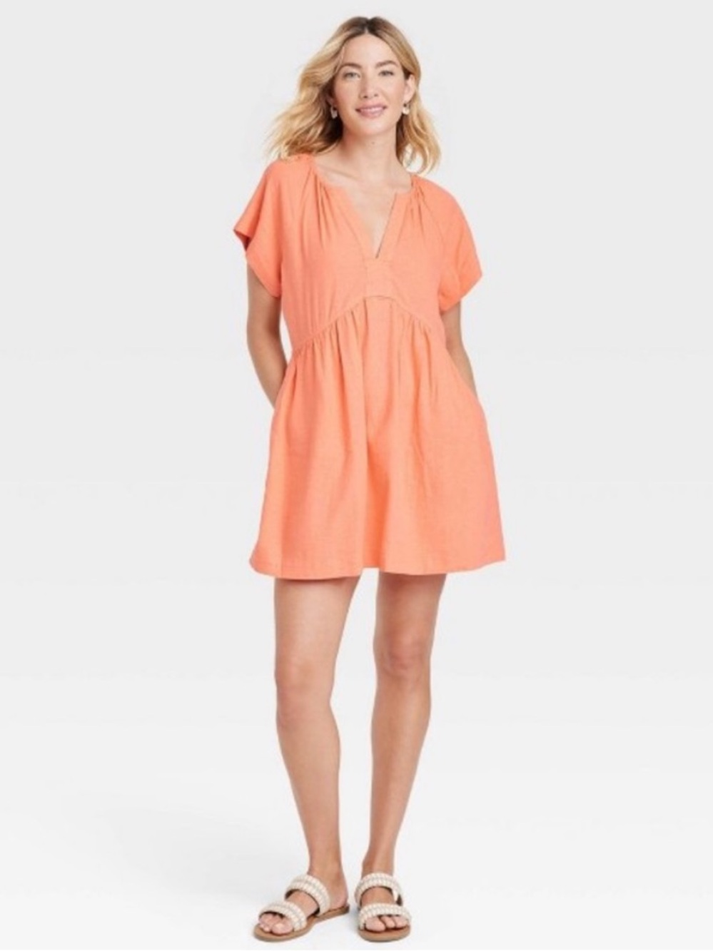 Universal Thread Bright Coral V-Neck Short Sleeve Shift Dress Size Small